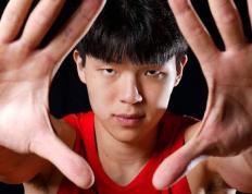 乐鱼官网-一位年轻球员在比赛中突破自我，获得表现机会
