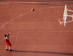 乐鱼体育网站入口-德国男篮横扫雄鹿B队，杰伦·布朗一己之力扛起全队