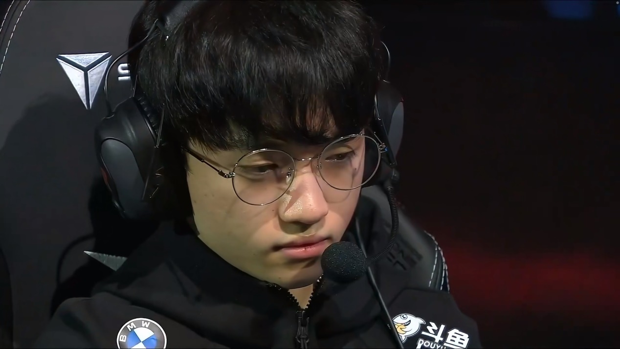 乐鱼体育-T1轻取RNG,Keria单局斩获MVP半决赛3:1(上海)