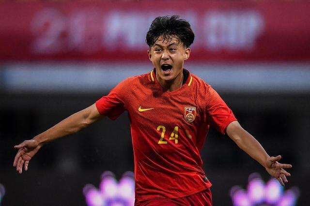 乐鱼体育-中国队碾压泰国队,郑思维高光表现